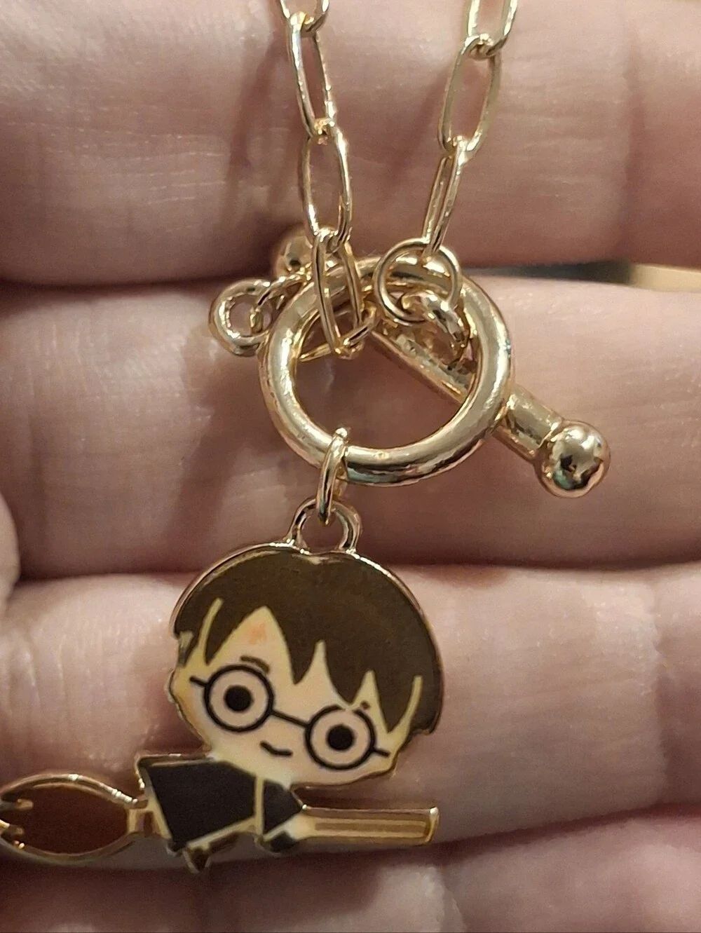 Harry Potter Toggle Necklace  - Picture 3 of 6
